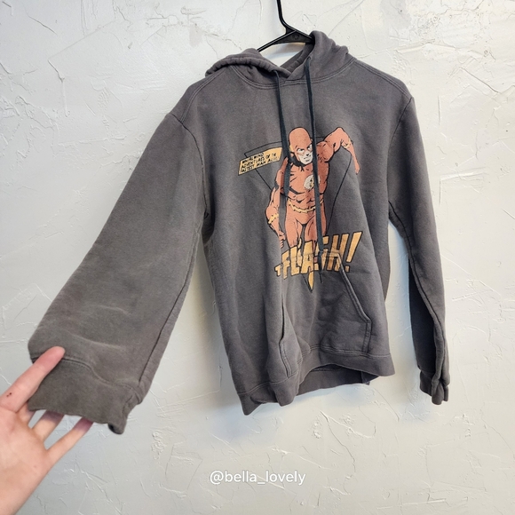 DC Comics Other - DC Comics Gray Flash Graphic Men's Sweater